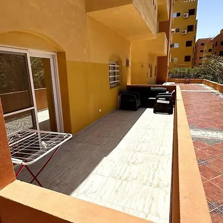 Two Bedroom Apartment With Pool View In Al Dora Residence, Hurghada